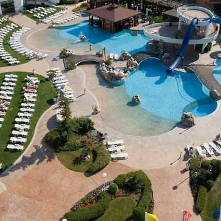 Trakia Plaza Aparthotel 4*
