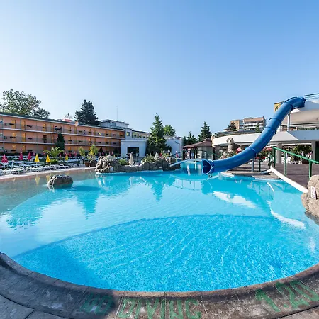 Trakia Plaza Aparthotel 4*
