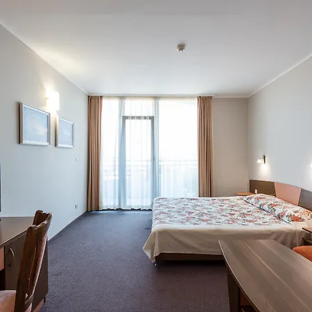 Trakia Plaza アパートホテル