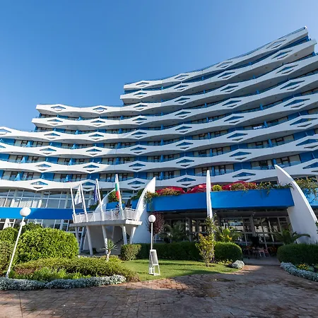 Trakia Plaza Lägenhetshotell 4*