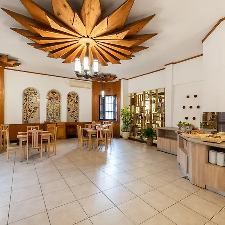 Trakia Plaza アパートホテル サニービーチ