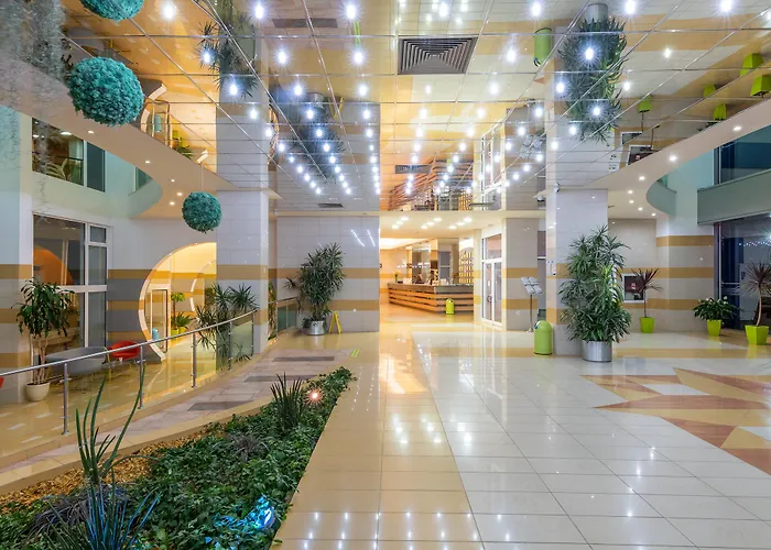 מלון דירות Trakia Plaza