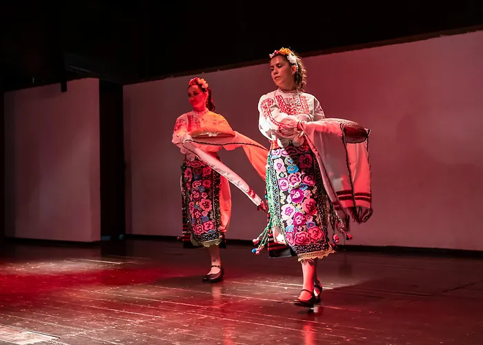 Trakia Plaza מלון דירות 4*