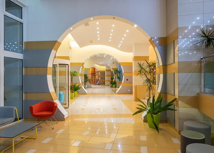 מלון דירות Trakia Plaza סאני ביץ'