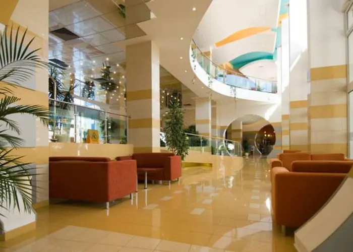 מלון דירות Trakia Plaza 4*