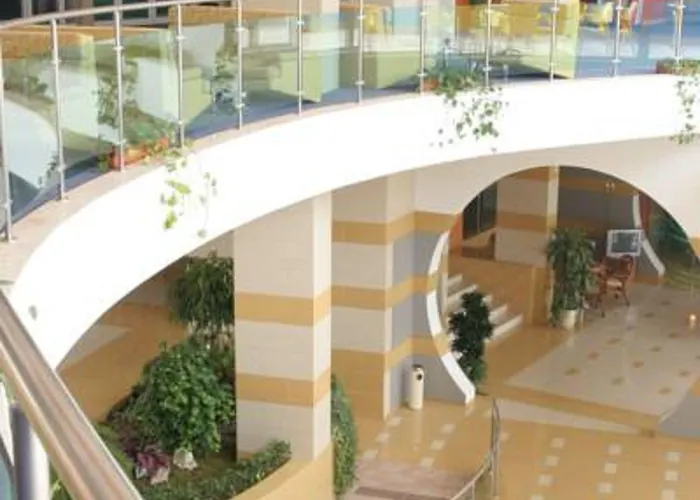 Trakia Plaza מלון דירות