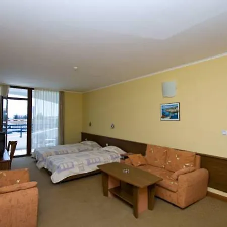 Trakia Plaza 4* Napospart