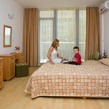 Trakia Plaza Apartmanhotel 4*