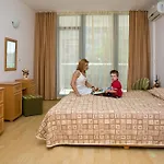 Trakia Plaza Aparthotel 4*
